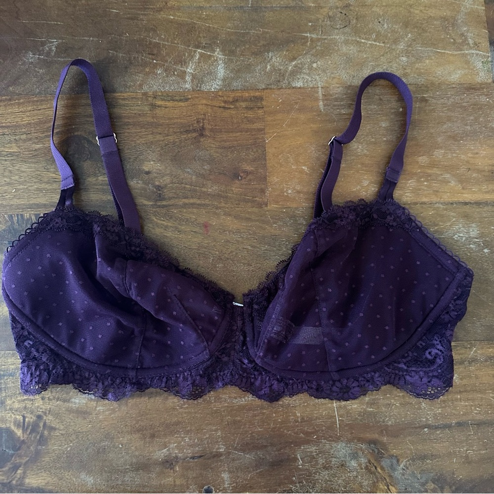 Victoria’s Secret Dream Angels Push up without padding wireless bra size 36DD